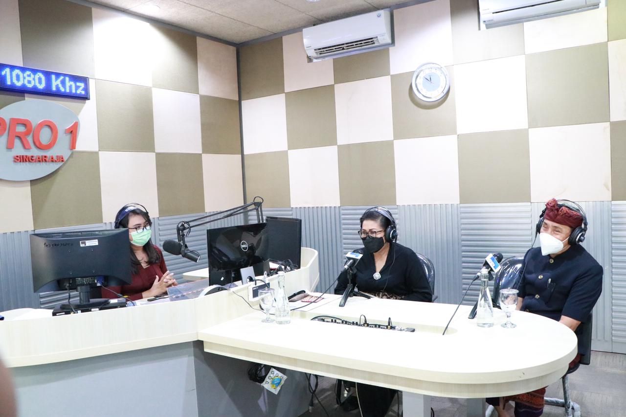 podiumnews.com-Soal Sampah, Putri Koster Ajak Masyarakat Keluar dari Zona Nyaman